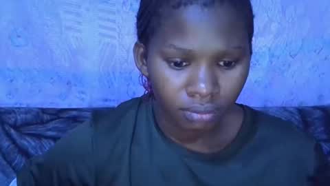 sexydoll002 online show from 22, 10, 2025