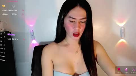 Snapshot of sexygigi_xox chatting on 9, 2, 2026 gigi online show from 9, 2, 2026