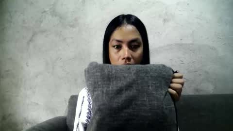 Callmenathalie online show from 7, 10, 2025