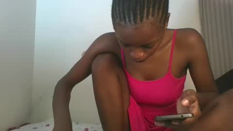 Snapshot of sexyhotgal23 chatting on 22, 1, 2025 REBECCAH online show from 22, 1, 2025