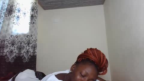 JOAN online show from 14, 12, 2025