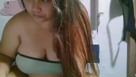 sexykittymom online show from 5, 3, 2025