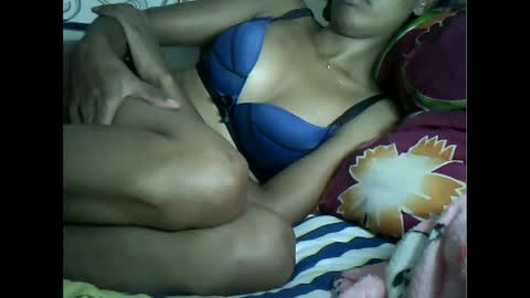 Snapshot of sexylarra12 chatting on 31, 12, 2024 sexylarra12 online show from 31, 12, 2024