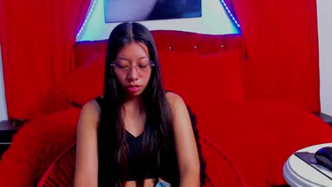 Snapshot of sexylaurita4u chatting on 25, 1, 2025 laura online show from 25, 1, 2025