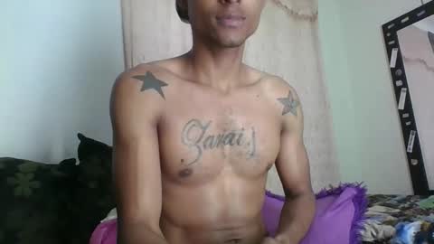 Snapshot of sexyleon69 chatting on 5, 12, 2025 Sexy leon online show from 5, 12, 2025