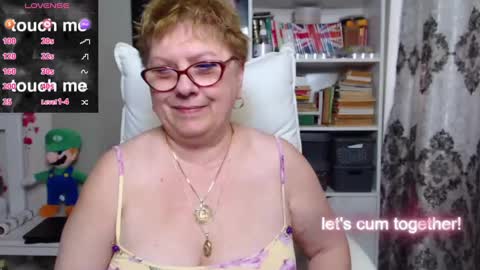 Snapshot of sexylynette4u chatting on 17, 1, 2025 sexylynette4u online show from 17, 1, 2025