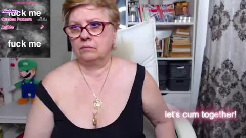 Snapshot of sexylynette4u chatting on 20, 2, 2025 sexylynette4u online show from 20, 2, 2025