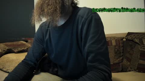 Sexymountainman420 online show from 9, 12, 2024