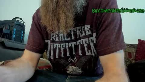 Snapshot of sexymountainman420 chatting on 13, 3, 2026 Sexymountainman420 online show from 13, 3, 2026