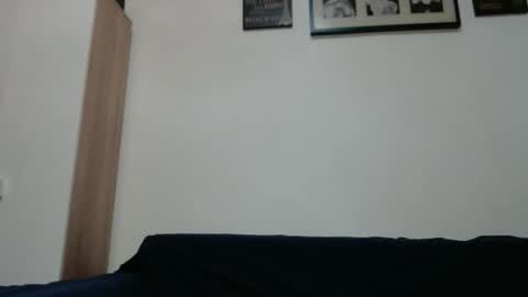 Adrian online show from 9, 11, 2025