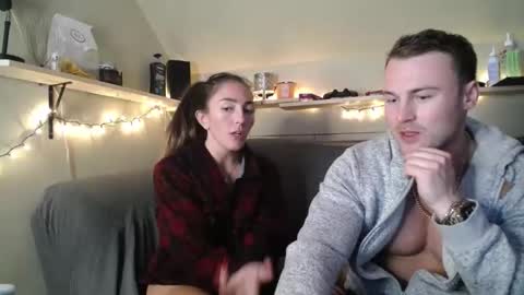 Royal Duo online show from 8, 12, 2024