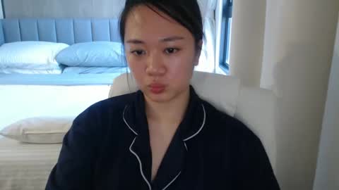 Snapshot of sexypenguin13 chatting on 6, 12, 2024 sexypenguin13 online show from 6, 12, 2024
