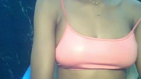 sexypussy000 online show from 14, 1, 2026