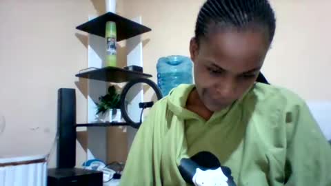 DOVY ACHIENG online show from 21, 9, 2025