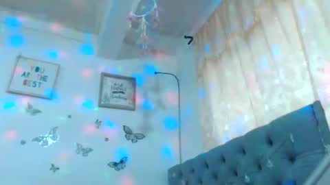 Snapshot of sexysafiravenus chatting on 6, 3, 2025 Venus Independent Model online show from 6, 3, 2025