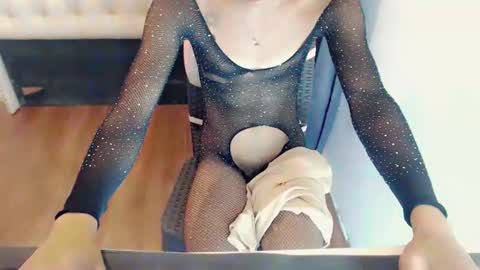 sexyshinixx online show from 27, 9, 2025