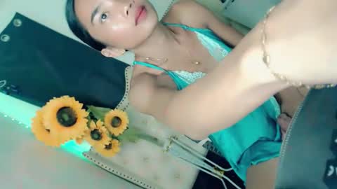 sexyshinixx online show from 9, 10, 2025