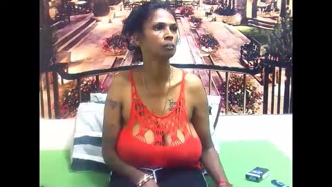 sexyva4u2luv online show from 19, 2, 2025