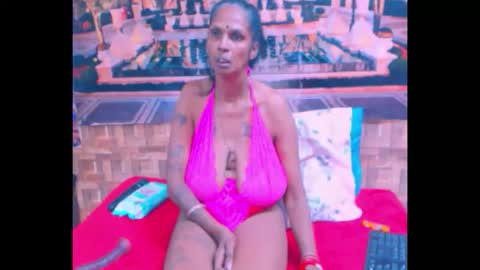 sexyva4u2luv online show from 8, 10, 2025