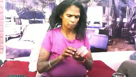 sexyva4u2luv online show from 19, 11, 2025