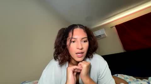 sexyylatina30 online show from 10, 9, 2025