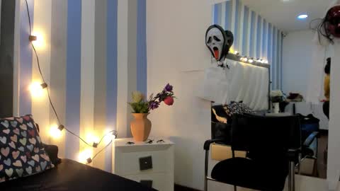 Mary online show from 14, 10, 2025