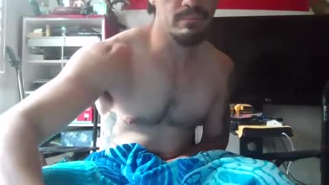 Snapshot of sfdude2023 chatting on 12, 9, 2025 sfdude2023 online show from 12, 9, 2025