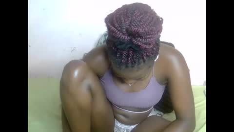 Snapshot of shaa_loon chatting on 21, 2, 2026 shaa_loon online show from 21, 2, 2026