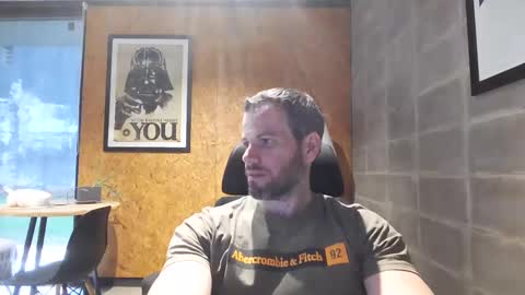 shad0w_hunter online show from 17, 2, 2025