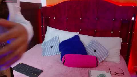 Saray Rodriguez  online show from 6, 1, 2026