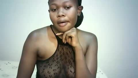 Snapshot of shadow_sweetx chatting on 10, 10, 2025 shadow_sweetx online show from 10, 10, 2025