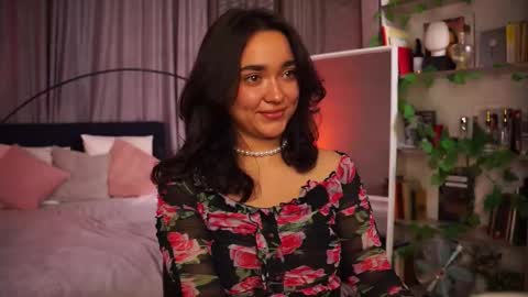 Snapshot of shadowlotus_ chatting on 5, 11, 2025 Lily online show from 5, 11, 2025