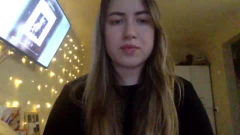 Snapshot of shadowx_dahlia chatting on 4, 11, 2025 shadowx_dahlia online show from 4, 11, 2025