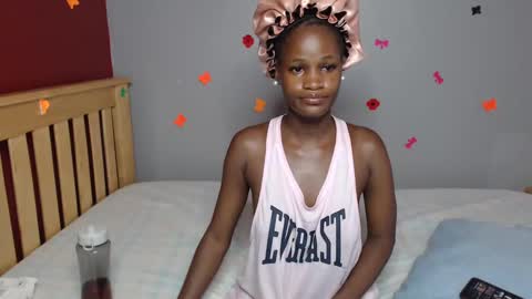 Snapshot of shakkiecam chatting on 3, 3, 2025 Shaky online show from 3, 3, 2025