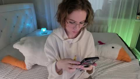 shameles_pussy online show from 9, 2, 2025