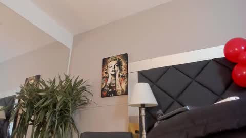 Snapshot of shammy_ross chatting on 15, 2, 2026 Shammy Ross online show from 15, 2, 2026