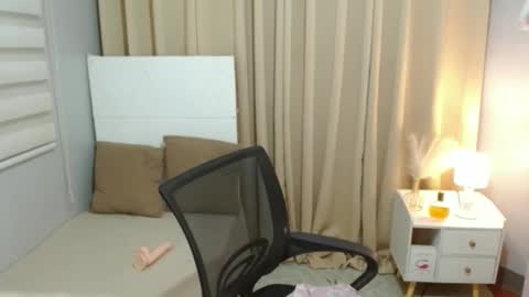 Snapshot of shanaiamiraclets chatting on 19, 1, 2026 miraclets online show from 19, 1, 2026