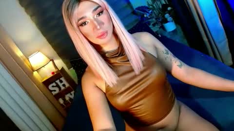 Snapshot of shane_hugexx chatting on 7, 11, 2025 MISS SHANE online show from 7, 11, 2025