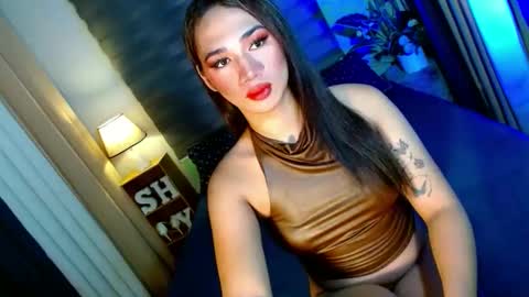 Snapshot of shane_hugexx chatting on 11, 11, 2025 MISS SHANE online show from 11, 11, 2025