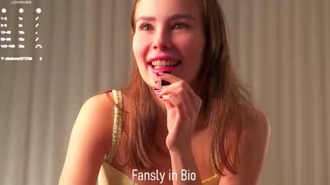 Snapshot of shanelfun chatting on 26, 10, 2025 Emmy online show from 26, 10, 2025