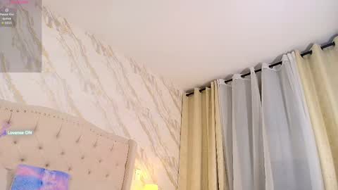 Snapshot of shanell__hott chatting on 31, 10, 2025 shanell online show from 31, 10, 2025