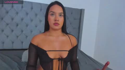 ShanellBlack online show from 12, 1, 2025