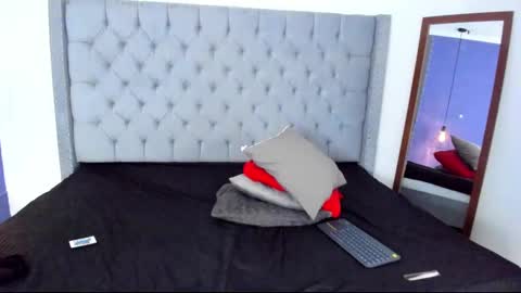 ShanellBlack online show from 13, 2, 2025