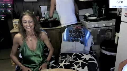 ShanNikki420 online show from 25, 12, 2024