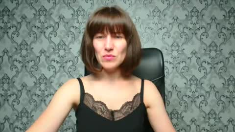 Snapshot of shannen_sweet chatting on 9, 9, 2025 Shannen online show from 9, 9, 2025