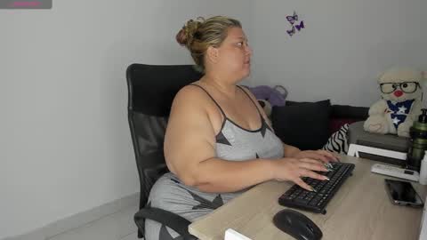 SHANNONBBW online show from 17, 12, 2024