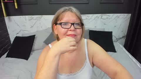 Shannon online show from 30, 1, 2025