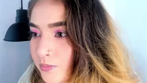 Snapshot of shanntal__ chatting on 9, 10, 2025 Shanntal online show from 9, 10, 2025