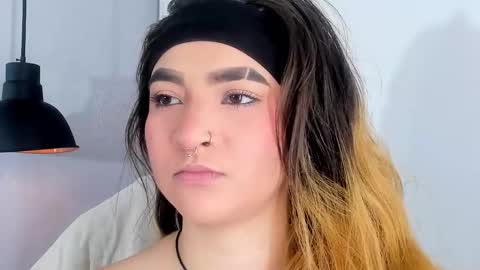 Snapshot of shanntal__ chatting on 15, 10, 2025 Shanntal online show from 15, 10, 2025