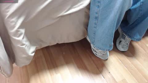 shantal__g online show from 1, 10, 2025